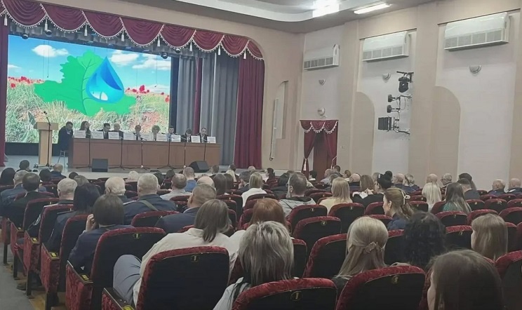    Фото ТГ-канала минприроды РО/ кустовое совещание в Аксайском районе. Татьяна Пшеничная