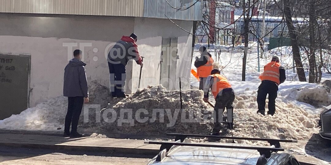 Зимой днем с огнем не найти было