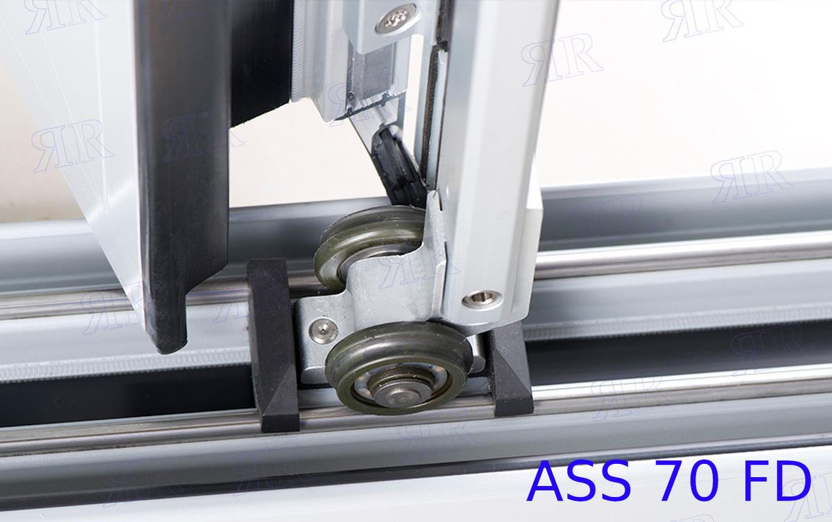 Конструктивные особенности складных дверей Schuco