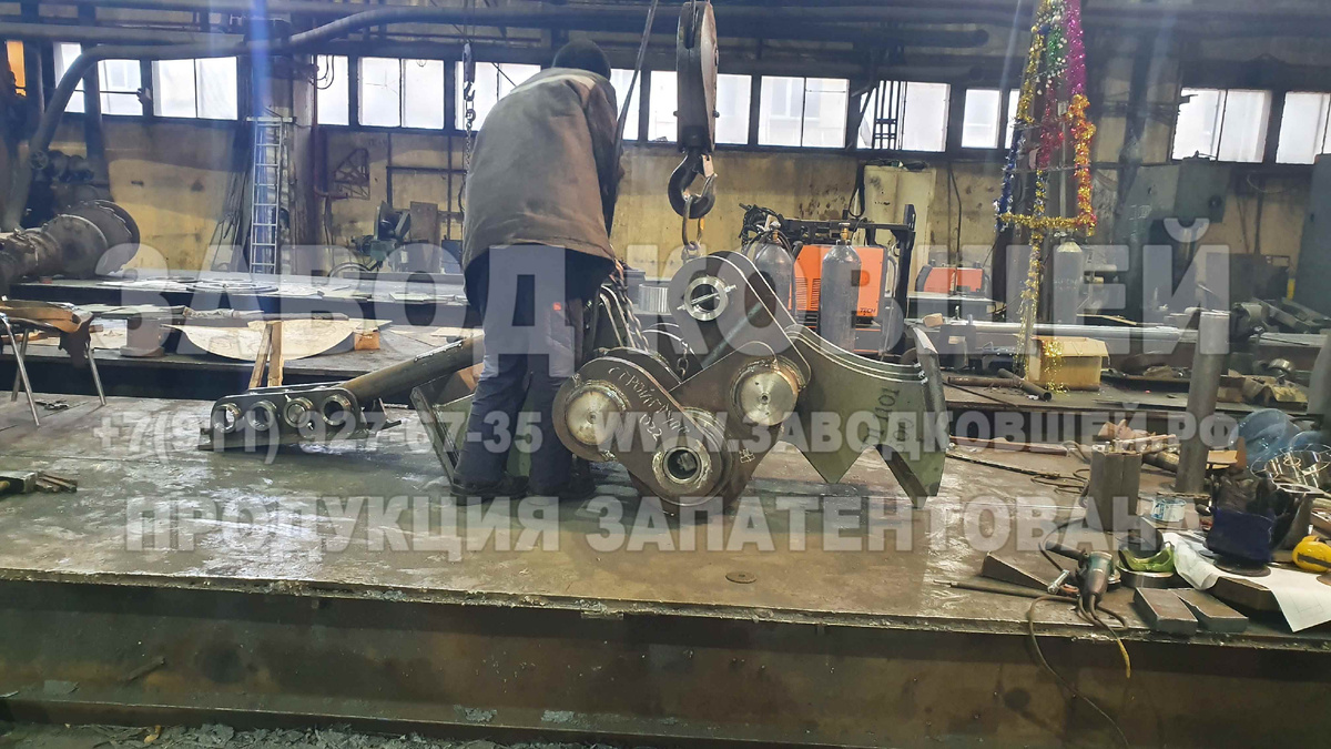 Механические усиленные крашеры ЗАВОДа КОВШЕЙ на двойных подшипниках, смазка и обслуживание запрещены. Тел: 8-911-927-67-35 Анатолий Григорьевич (СПб). Сайт: заводковшей.рф