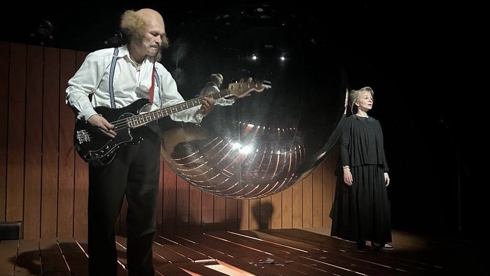 Спектакль «Осень». МХТ им. А.П. Чехова, Новая сцена.