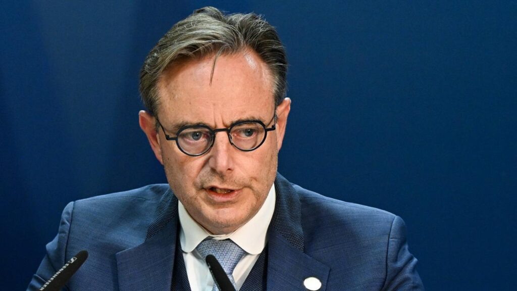      «У нас один выход — договориться с Россией»: премьер Бельгии знает, где взять дешевый газ
