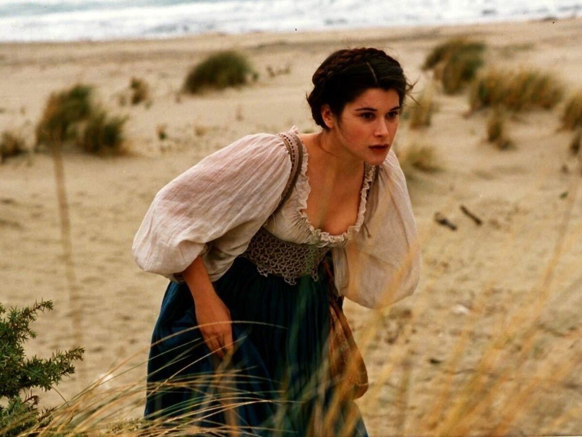 Валентина Черви в роли Артемизии