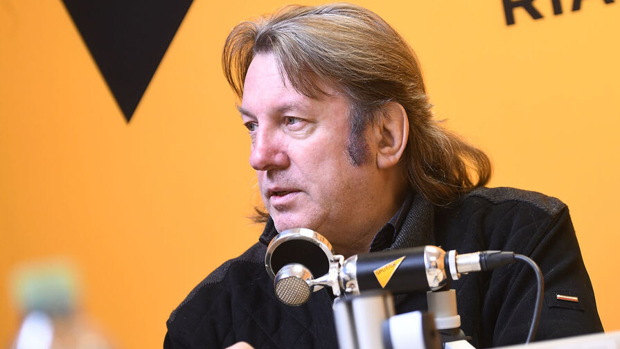 Музыкант и композитор Юрий Лоза во время интервью, 2019 год / Сергей Мамонтов/РИА «Новости»   📷