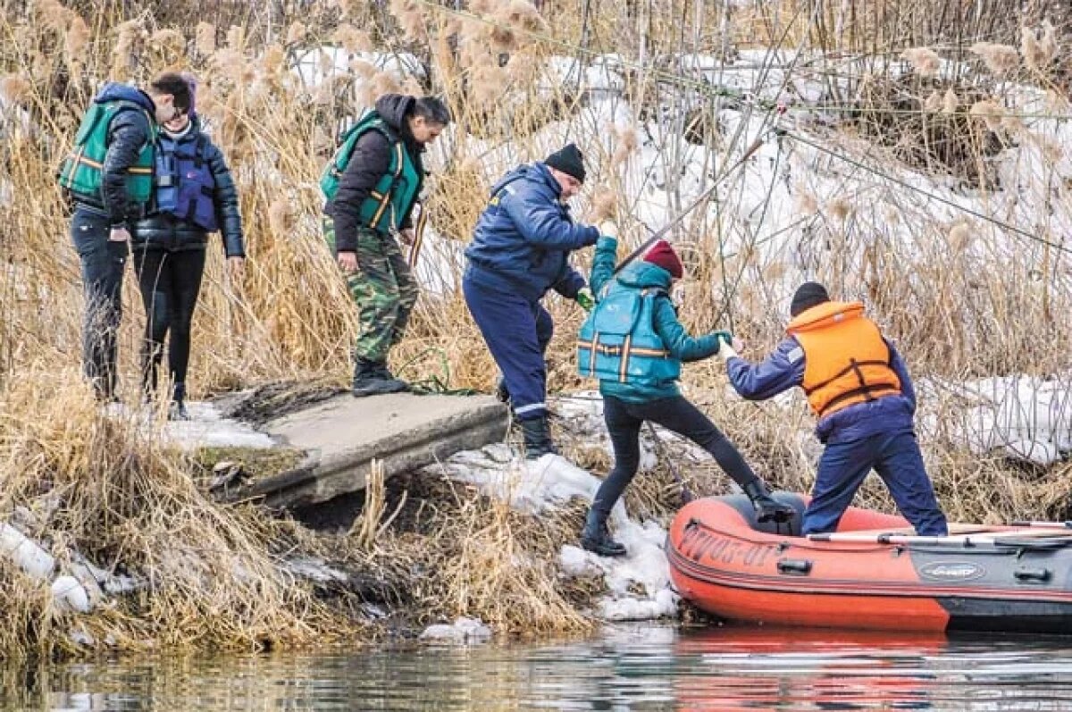    Вода на пороге.