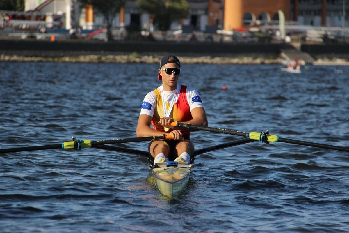 Академическая гребля - красивый вид спорта. Источник https://spbftu.ru/uploads/images/news/jklnpqz578.jpg