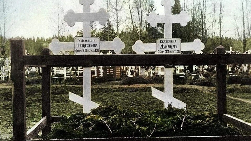 «Облака сложились в фигуру ангела!» На экраны выходит фильм о фрейлинах императрицы «Окаянные дни», снятый в Перми