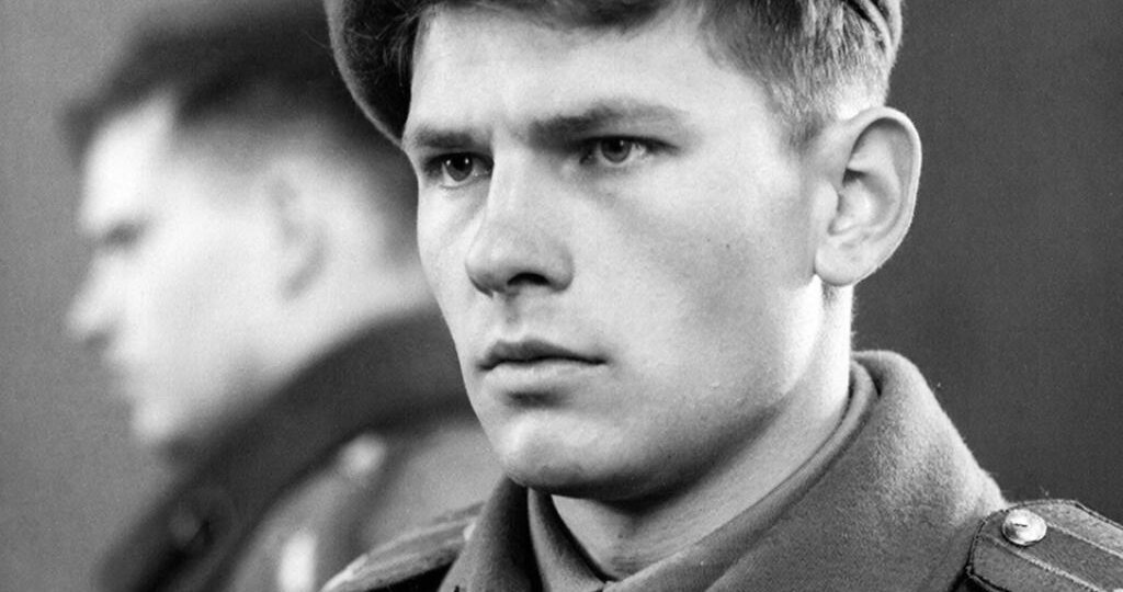 Институт прапорщиков: сдерживающий фактор или часть проблемы?