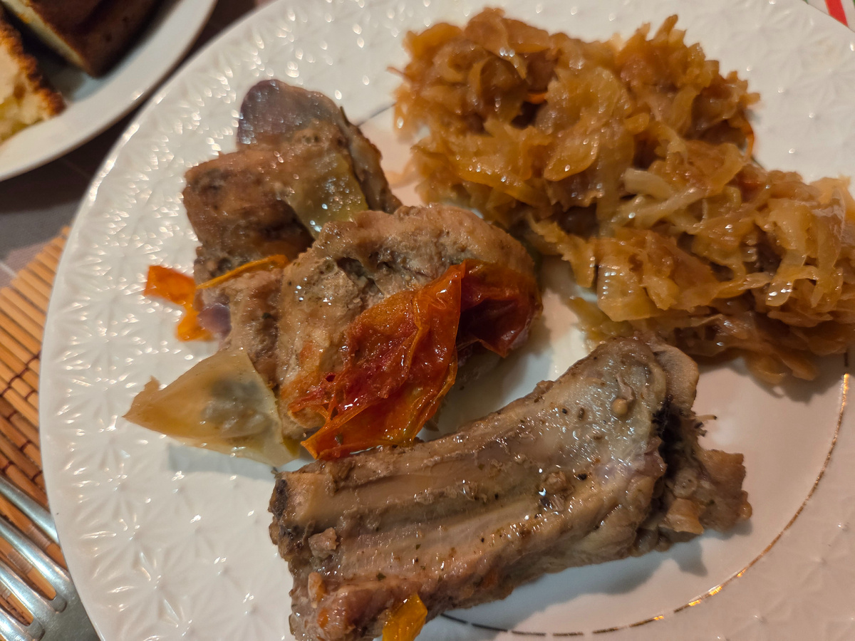 Вблизи так...