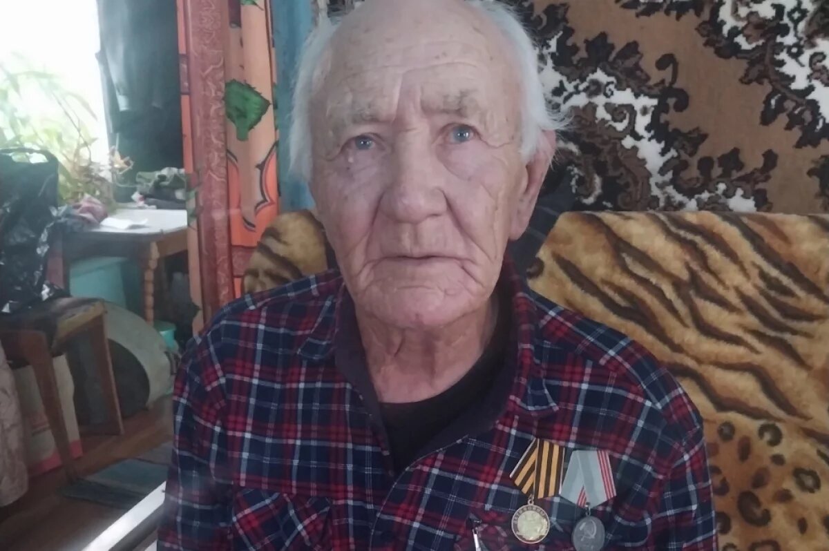    Осужденный пенсионер Егор Зуев