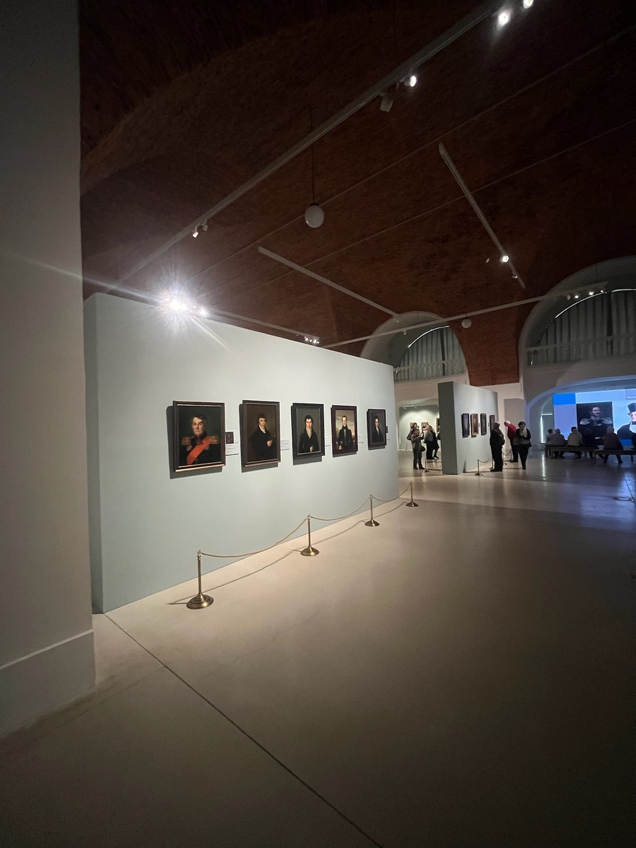 Выставка "За пределами "учёного искусства". Провинциальный портрет в собрании Эрмитажа". Фото автора.