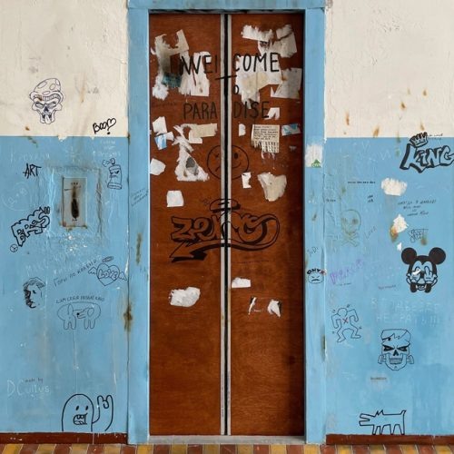 Почему берёза стала пикселем, а коса — лассо: как культурный код спасает нас от цифрового безумия.