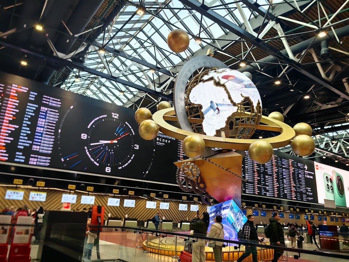 Стойки регистрации в аэропорту Шереметьево