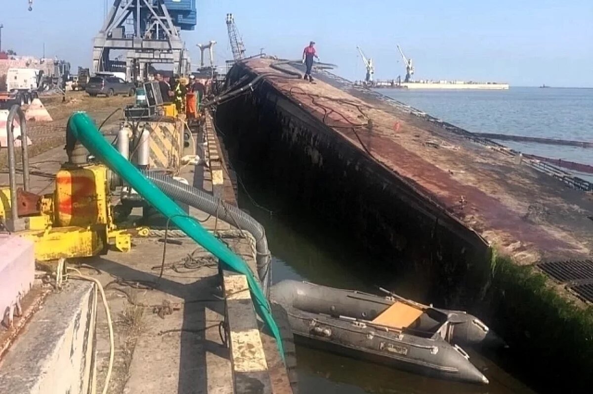    В 2025 году при согласованной с заказчиком пробной продувке отсеков судно на время всплыло.