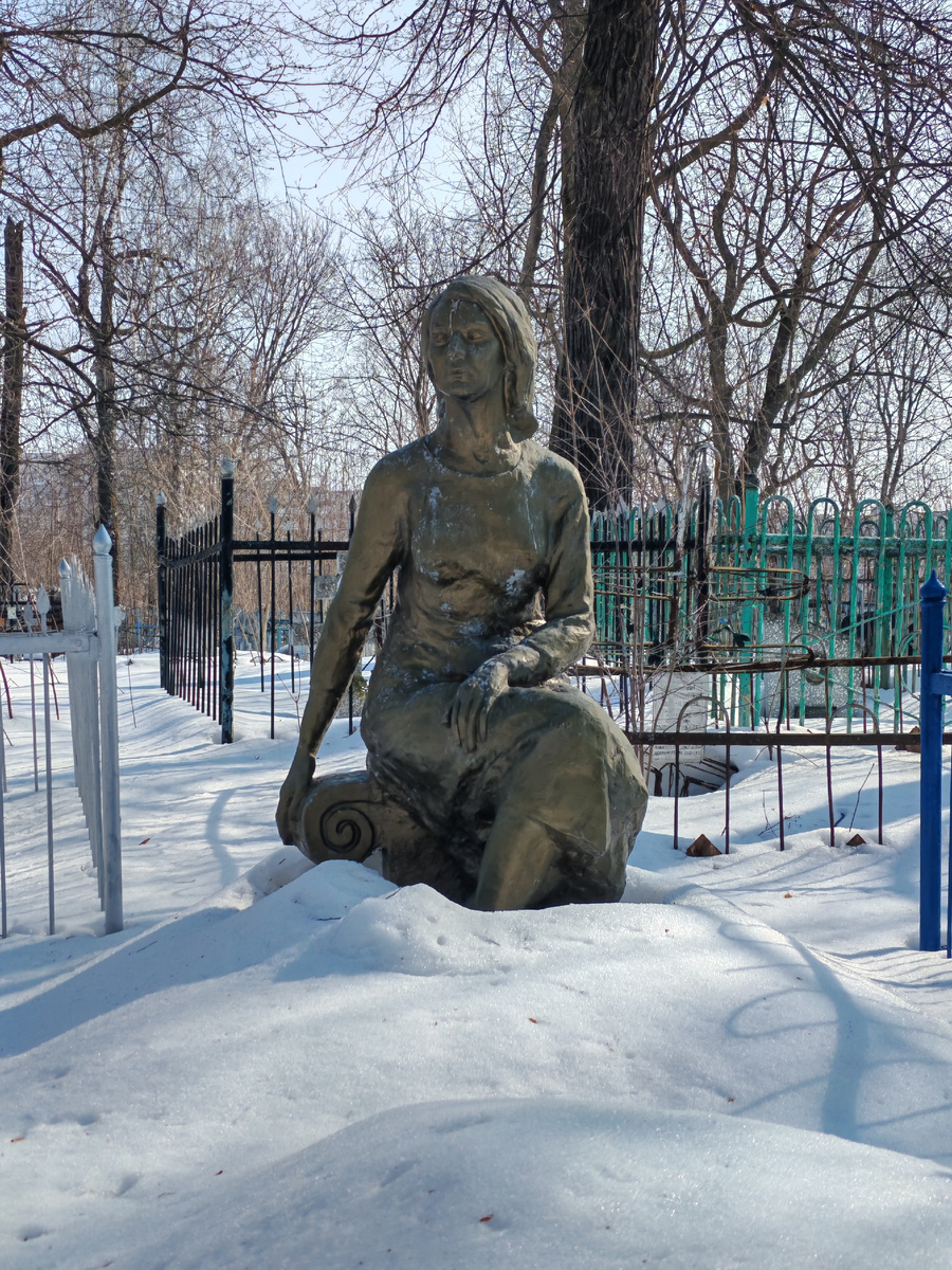 могила Л. А. Турской. Фото автора