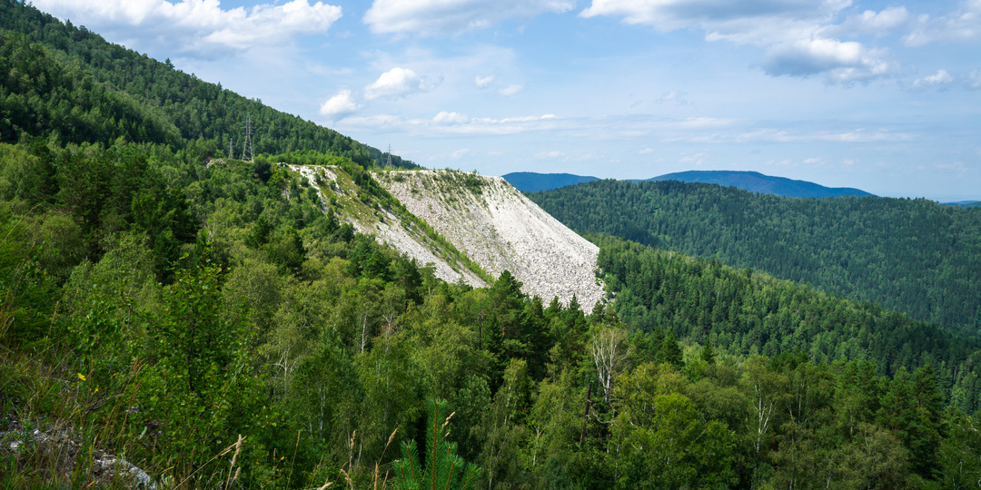 Только горы