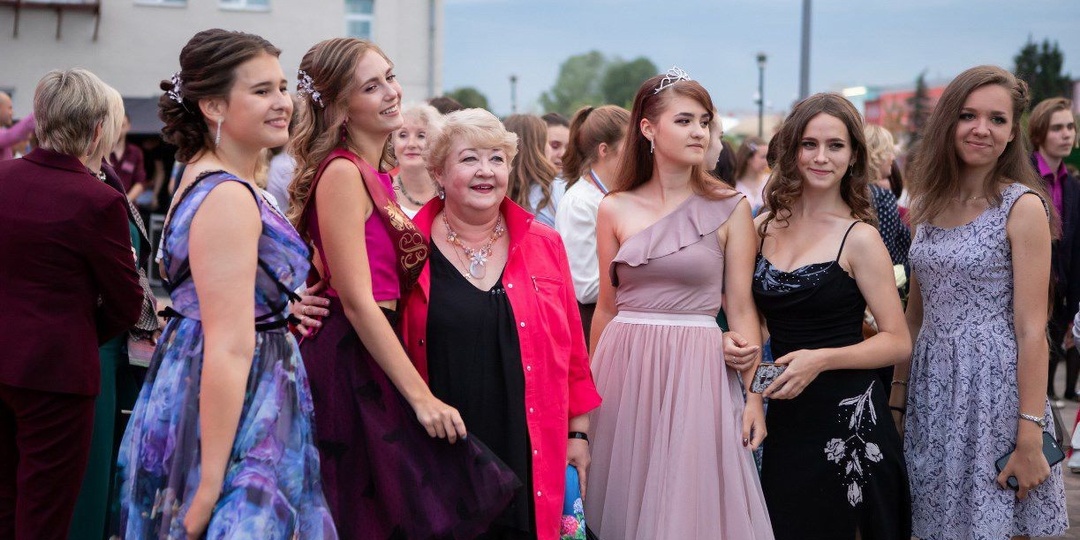 Стала известна дата последних звонков в школах