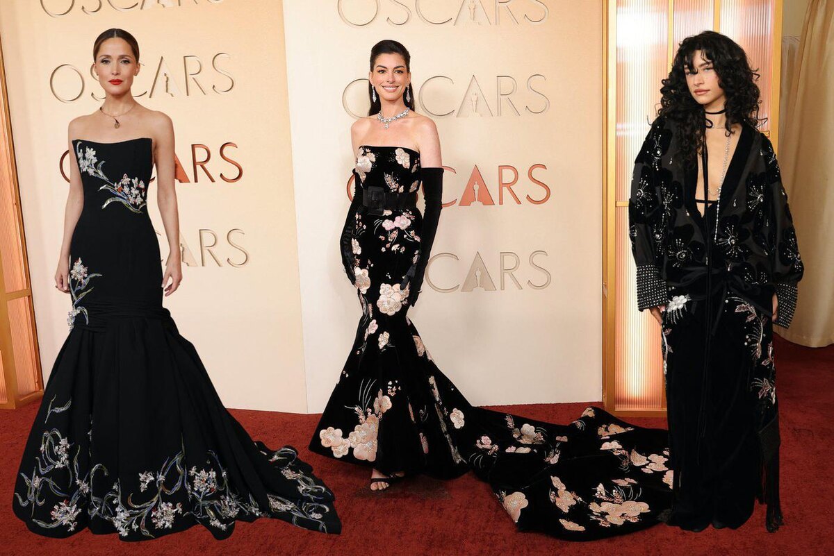 Роуз Бирн, Энн Хэтэуэй и Одесса Эзайон. @AFP