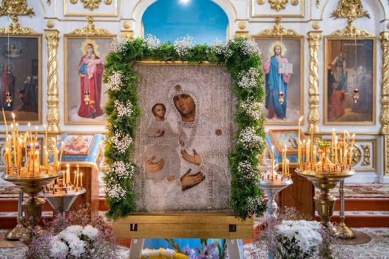 "Троеручица" - святыня во Введенском храме г. Болхова