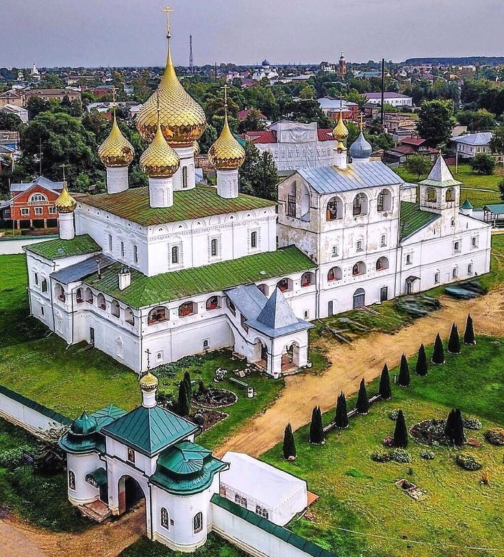 Воскресенский Угличский мужской монастыр