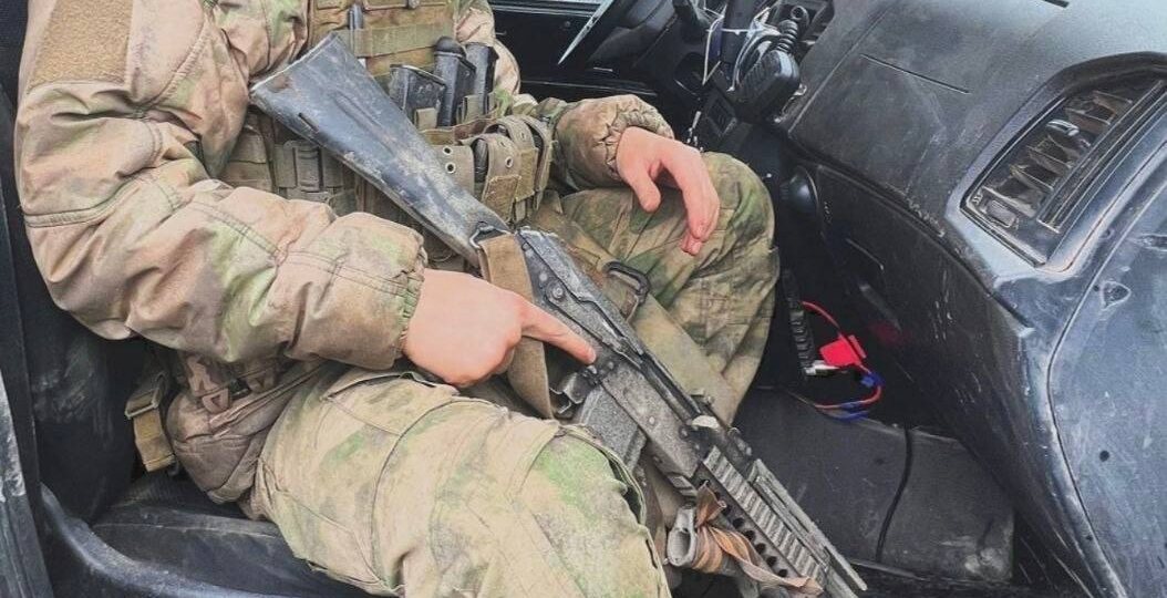 Только поле , огонь и я