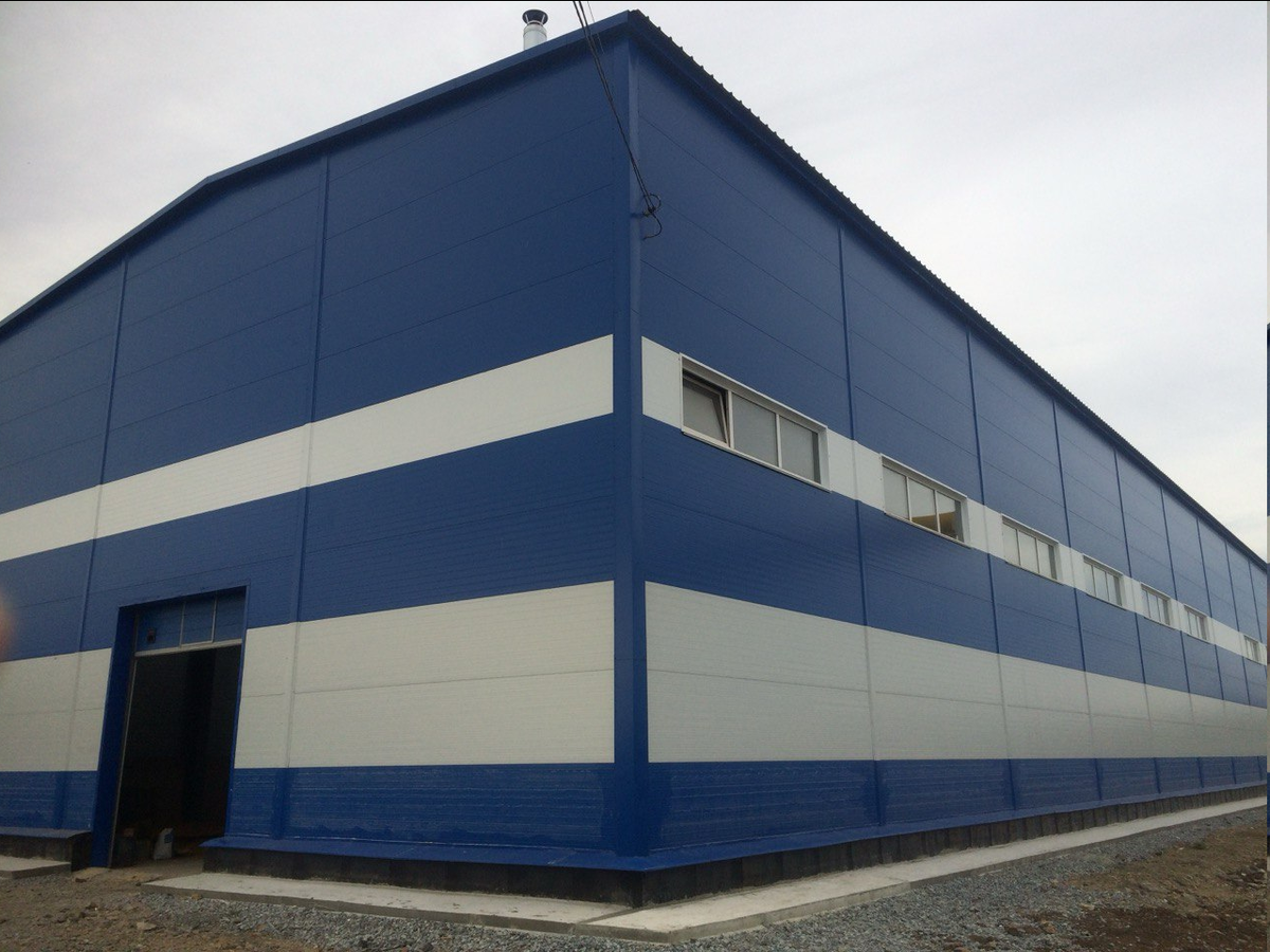 Современный склад или цех: с чего начать выбор системы отопления?