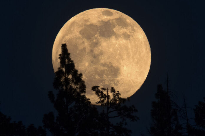    Как древние магнитные бури на Луне могли повлиять на доступность титана и спровоцировать новую космическую гонку за ресурсы.