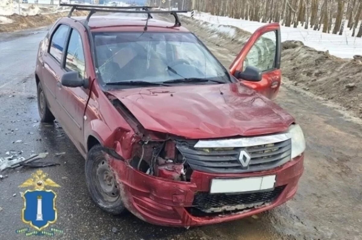    При столкновении 2 иномарок на трассе под Ульяновском пострадала женщина