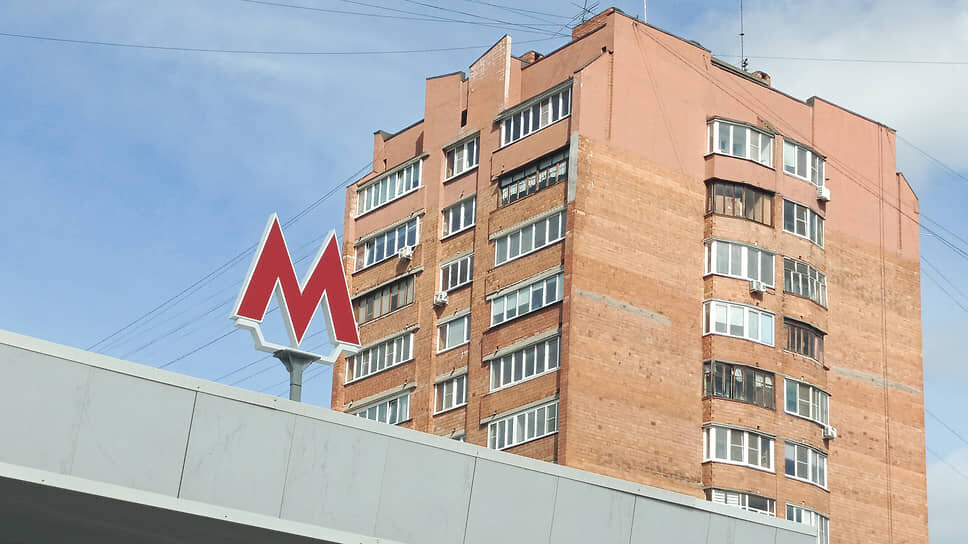 Буква «М» над входом в метро на станции «Парк культуры» в Нижнем Новгороде.📷Фото: Андрей Репин / Коммерсантъ