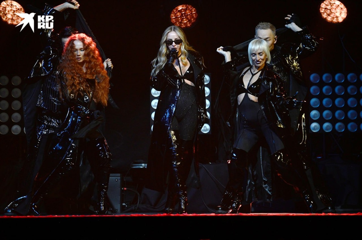 Анна Asti на "Золотом граммофоне" в Петербурге. Фото: Алексей Булатов