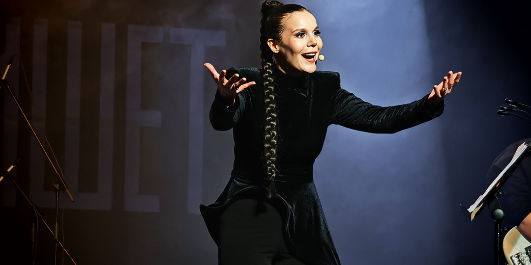 А сегодня милфы всей страны видят с Дмитриенко милфовые сны. Что такое девушка за 35?