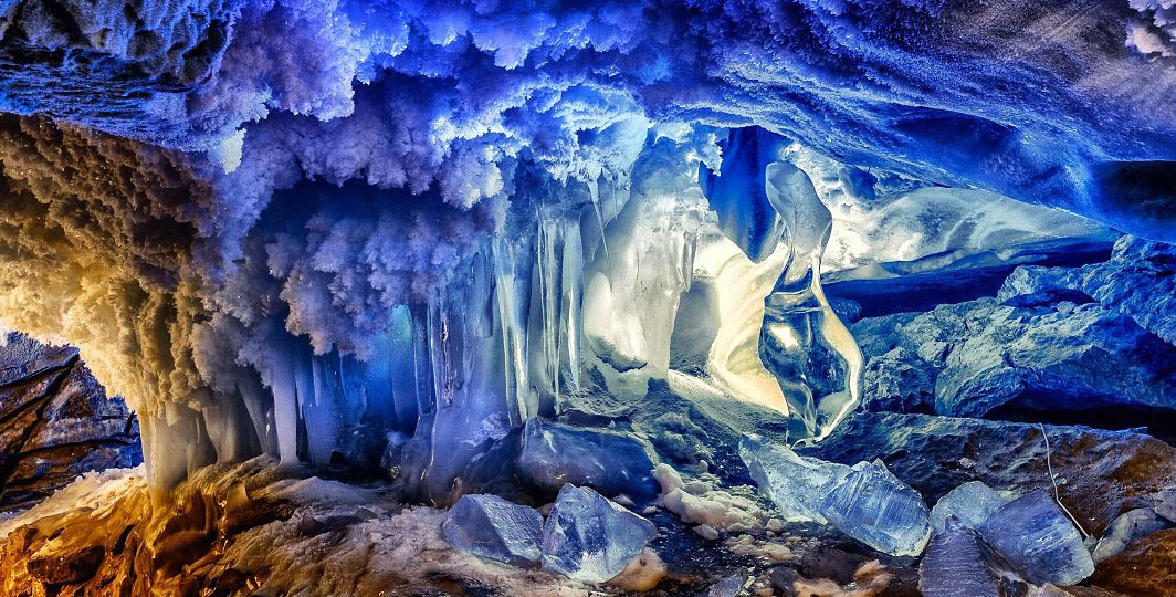 Природный холодильник глубиной 30 метров: почему туристы платят, чтобы замёрзнуть