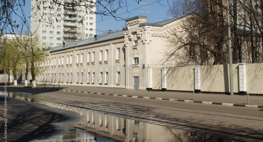 Казармы 12-го гренадерского Астраханского полка. Москва. Лефортово. Фото 2013 года.