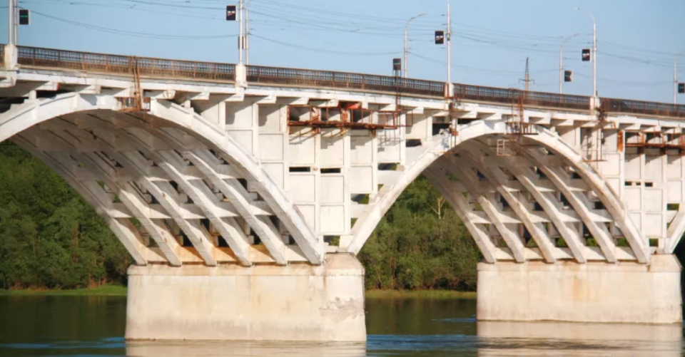    Бийский коммунальный мост. Источник: Сергей Кулыгин, "Бийский рабочий"