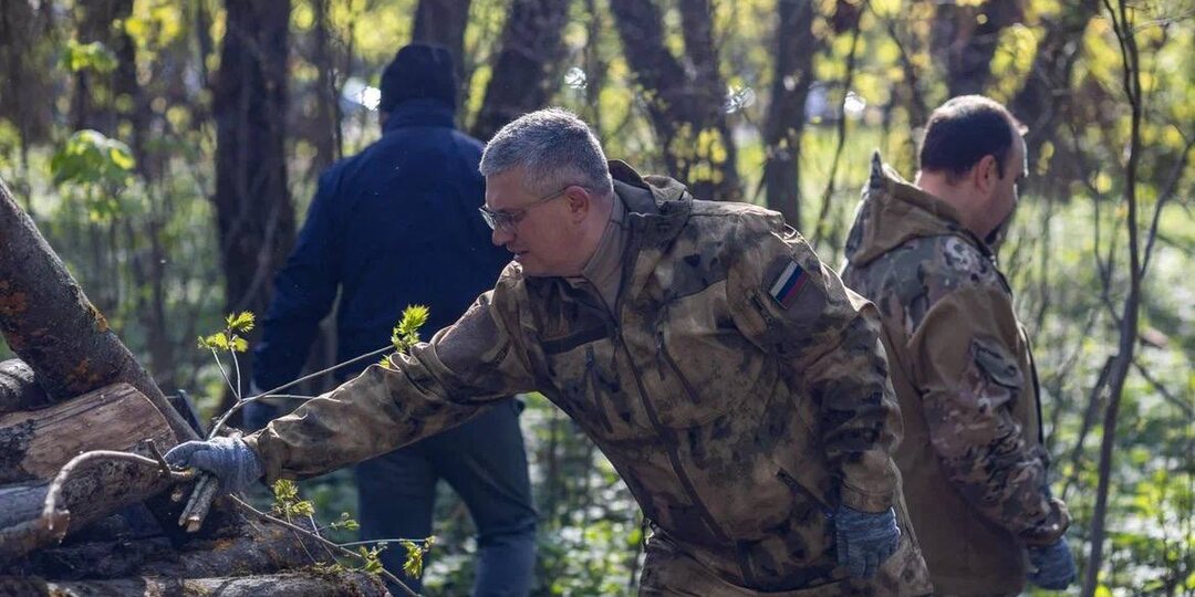 Мэр Смоленска Александр Новиков анонсировал месячник уборок и общегородской субботник