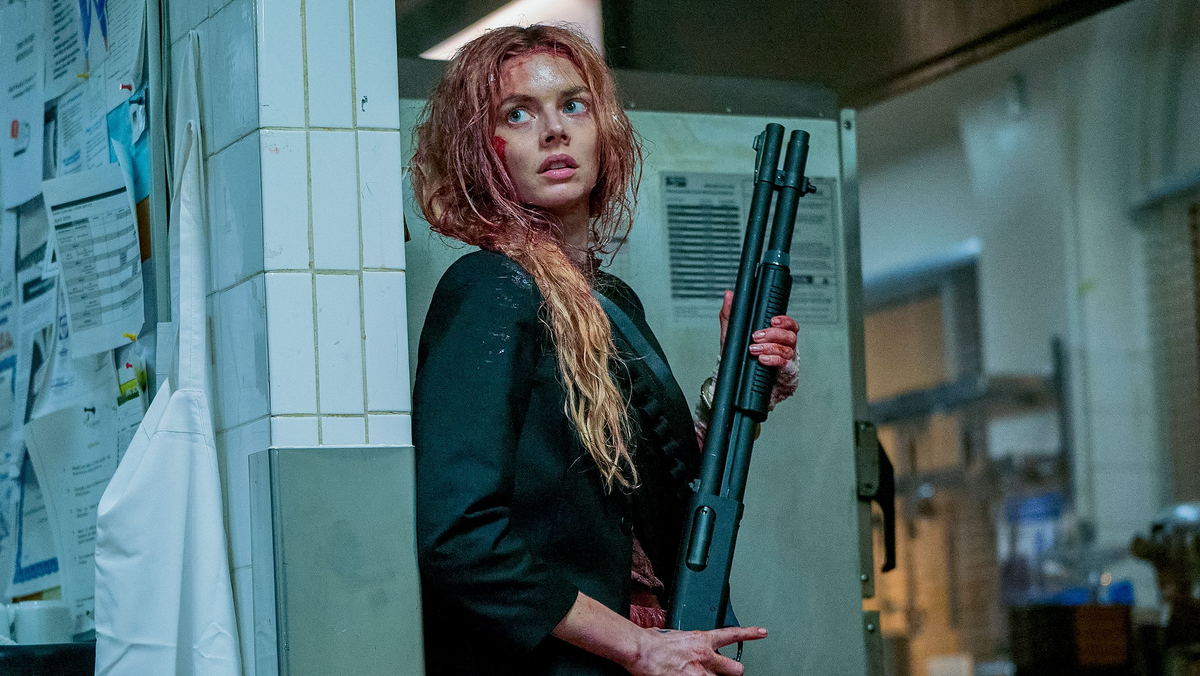 «Мифология в стиле Джона Уика»: критики — о хоррор-комедии «Я иду искать 2»