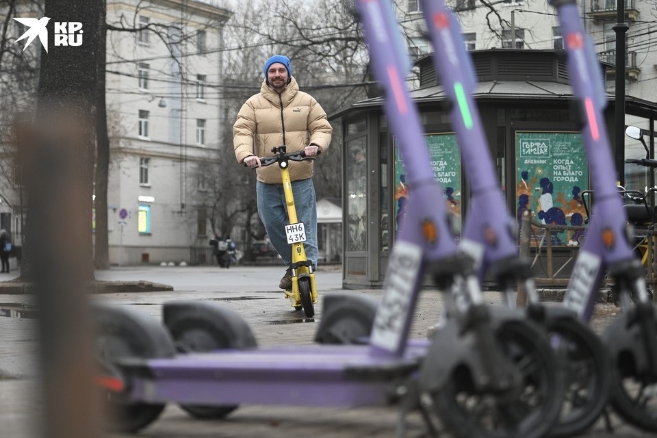    В 2025 году на арендных электросамокатах совершили 40, 5 миллиона поездок. Алексей БУЛАТОВ