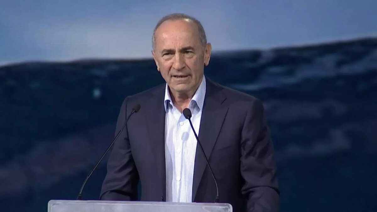 © Photo : press office of Hayastan Alliance