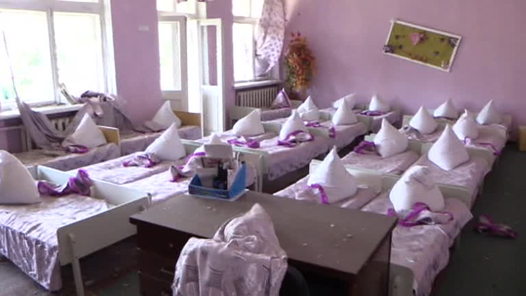    Украина Донбасс, детский сад дети обстрел ХОСТИНГ