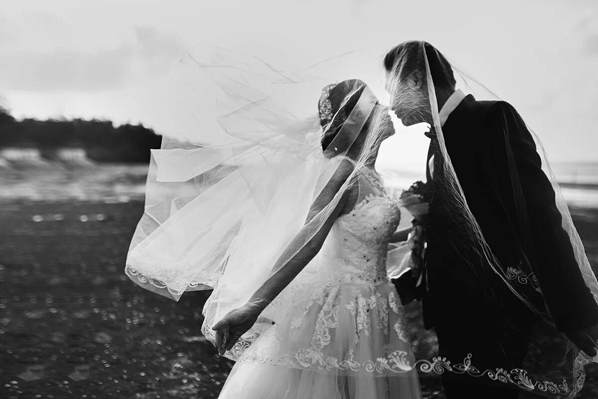 Фото с сайта: https://contrastly.com/20-essential-wedding-photography-tips/