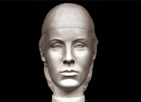 Какая уникальная анатомическая особенность была у матери Ивана Грозного