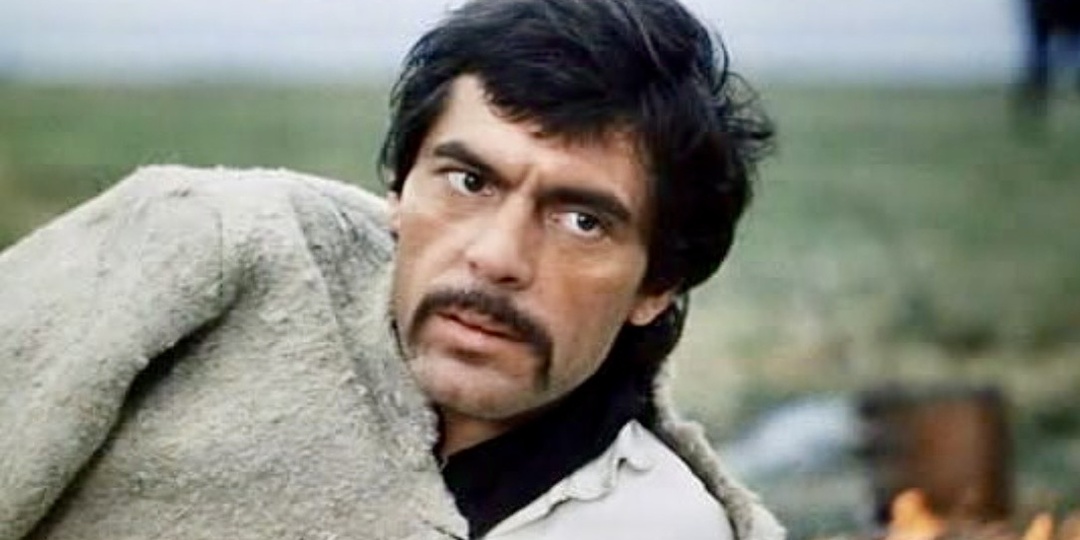 Грузчик сбрил волосы и стал предметом обожания женщин в СССР: Лойко Зобар