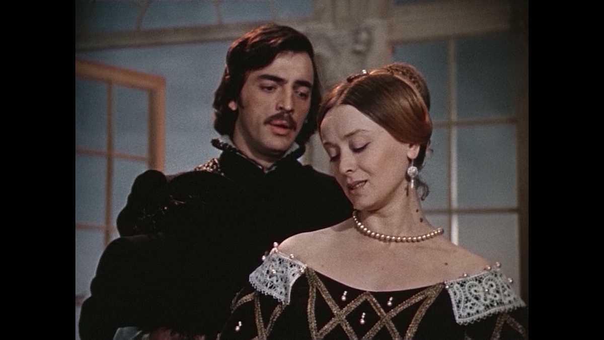 Кадр из фильма Собака на сене (1977)