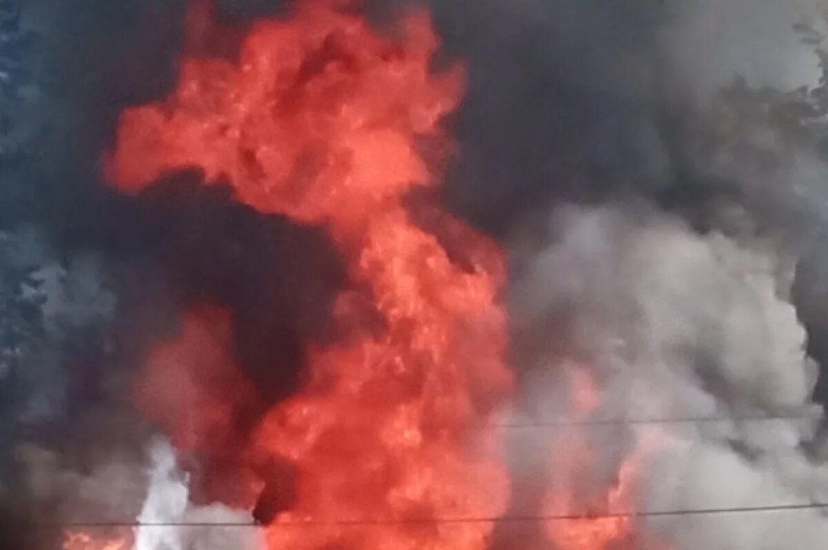    Косогорский завод в Туле заполыхал уже третий раз, теперь 16 марта вечером