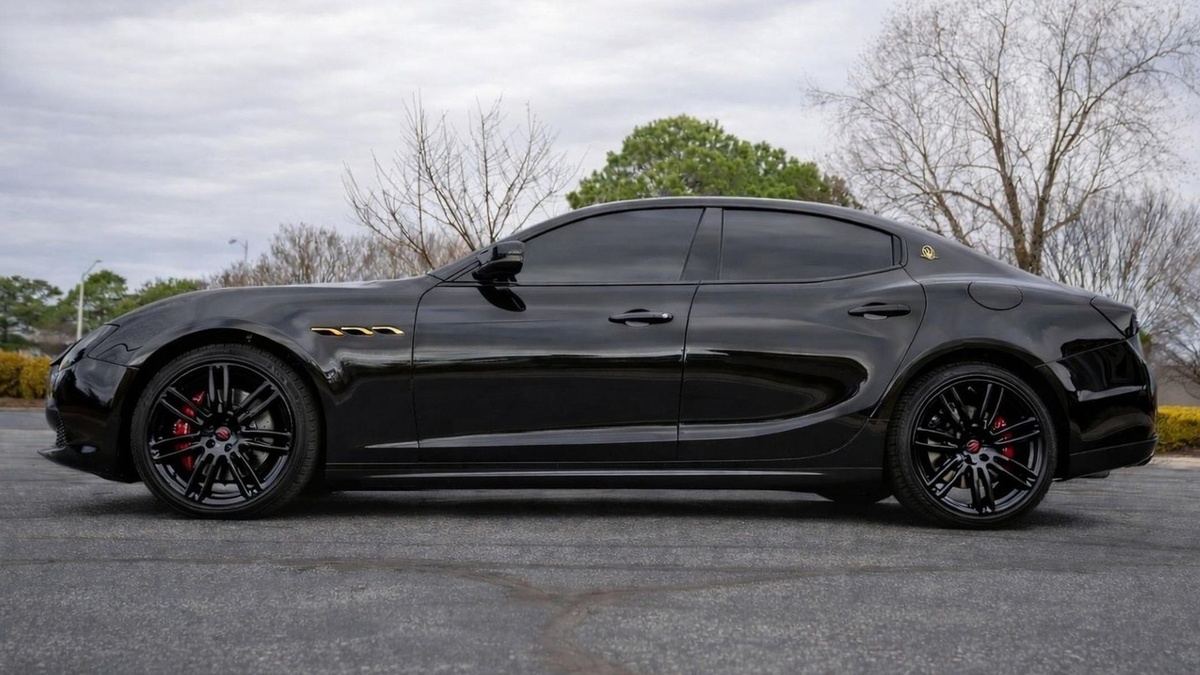 Maserati Ghibli S Nerissimo 2017 года