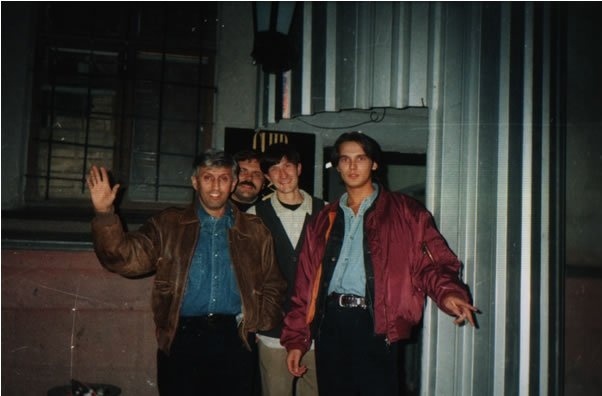 Айзеншпис, Казаринов, Сташевский в клубе "888". Фото из ВК-сообщества "CLUB 888"