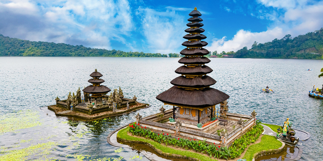 Система субак: как на Бали уже тысячу лет управляют водой и выращивают рис