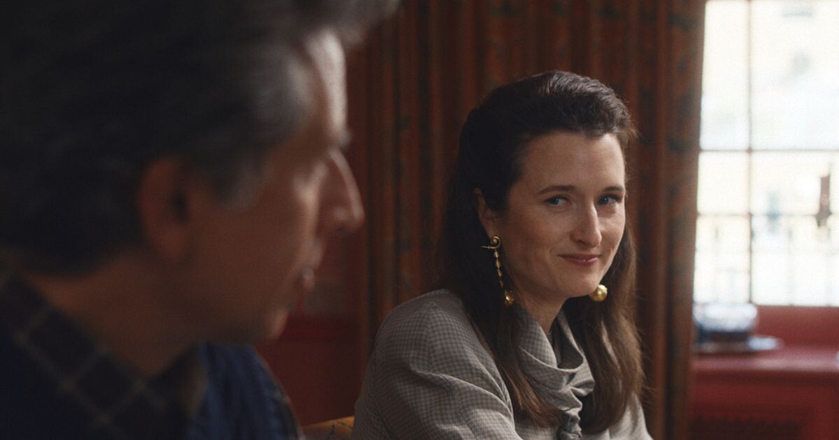 А вот и сестричка. Кэролайн Кеннеди по версии создвтелей сериала "Американская история любви"