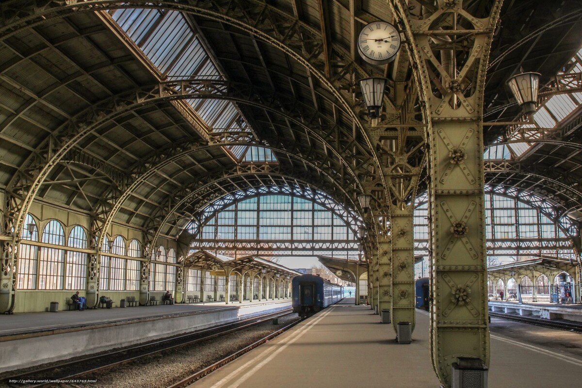 Витебский вокзал вид на платформы