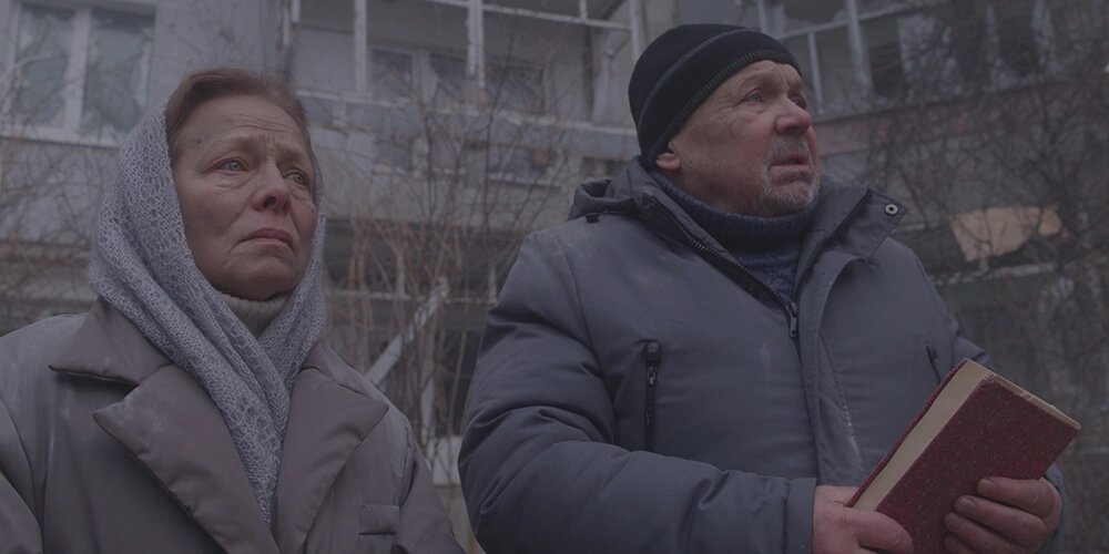    Кадр из сериала «10 историй о любви и смерти» (2025)